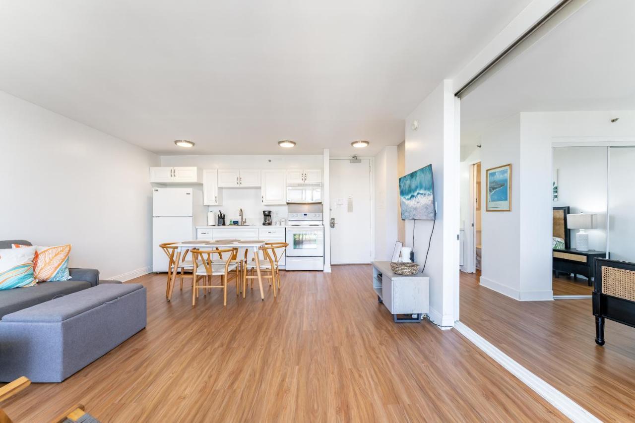 Waikiki Banyan W-Ocean Views With Free Parking! Lägenhet Honolulu Exteriör bild