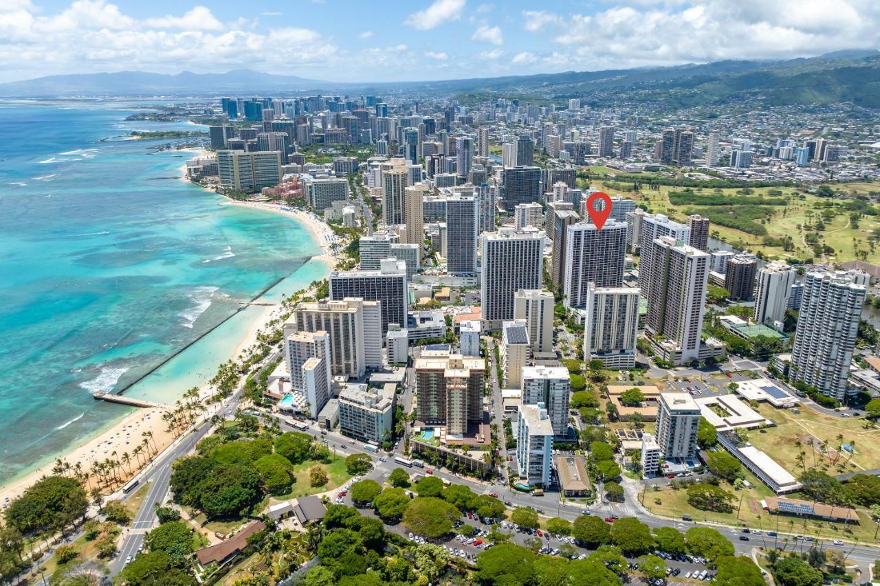 Waikiki Banyan W-Ocean Views With Free Parking! Lägenhet Honolulu Exteriör bild