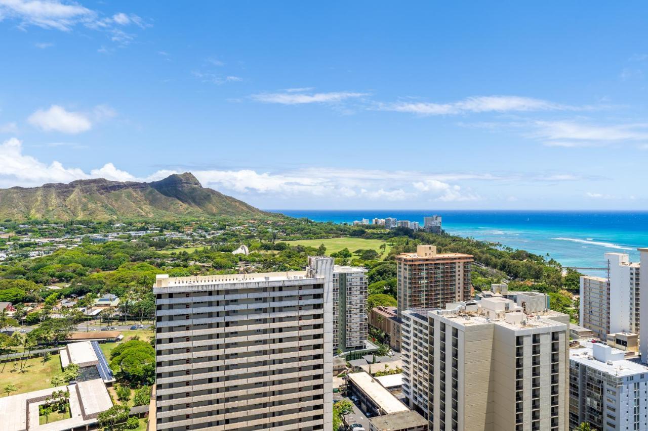Waikiki Banyan W-Ocean Views With Free Parking! Lägenhet Honolulu Exteriör bild